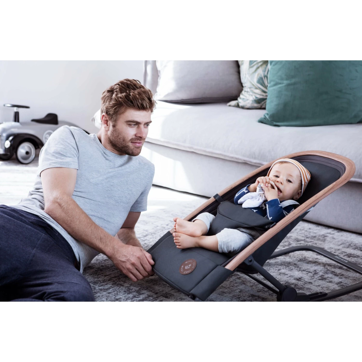 Maxi-Cosi Kori Rocker - Essential Graphite (0m-6m) (0-9kg) - Image 2