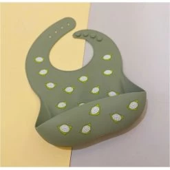 Chubby Junkie Tutu Kueh Silicone Bib - Green